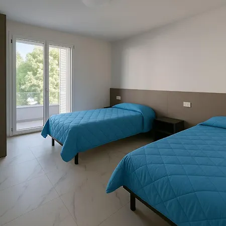 Διαμέρισμα Renovated Flat With Terrace In *