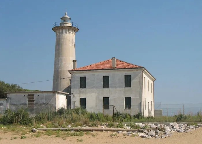 아파트 Renovated Flat With Terrace In